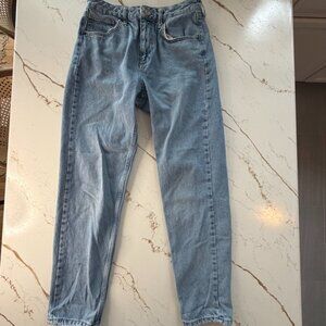 BGD Mom Jeans in light wash